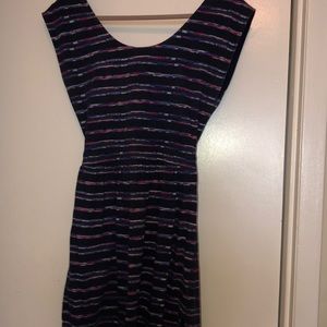 Roxy colorful dress with exposed back and zip